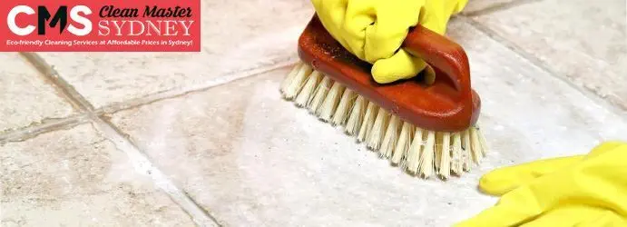 Tile and Grout Cleaning with Vinegar